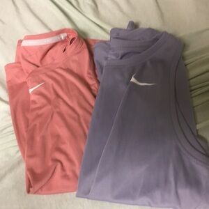 set of 2 nike tank tops